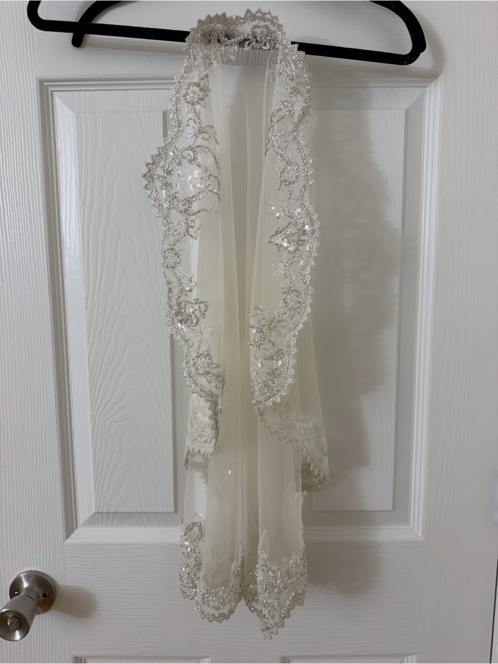 Veil 26-inches Champagne